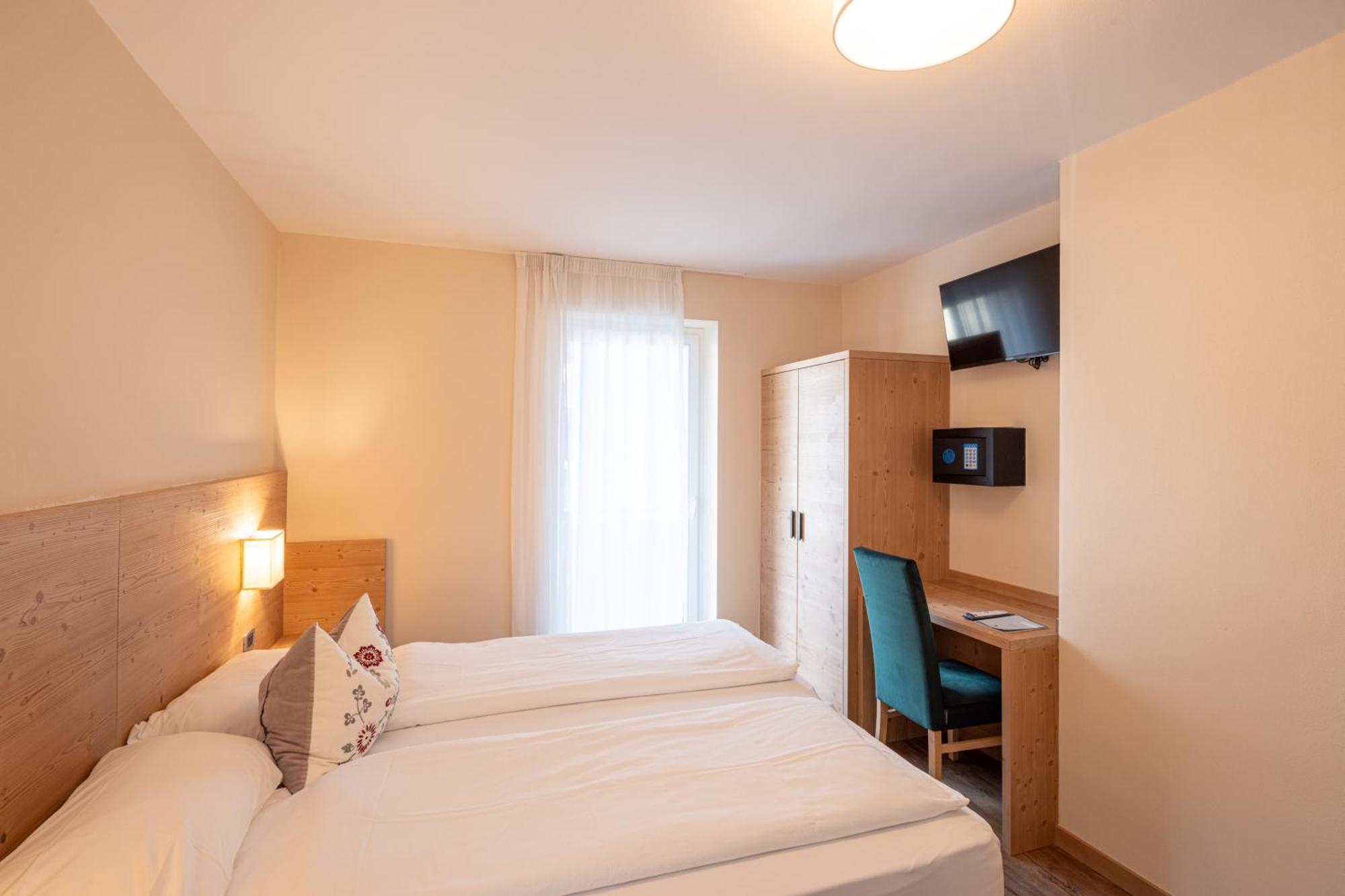 Hotel Nele Ziano di Fiemme Cameră foto
