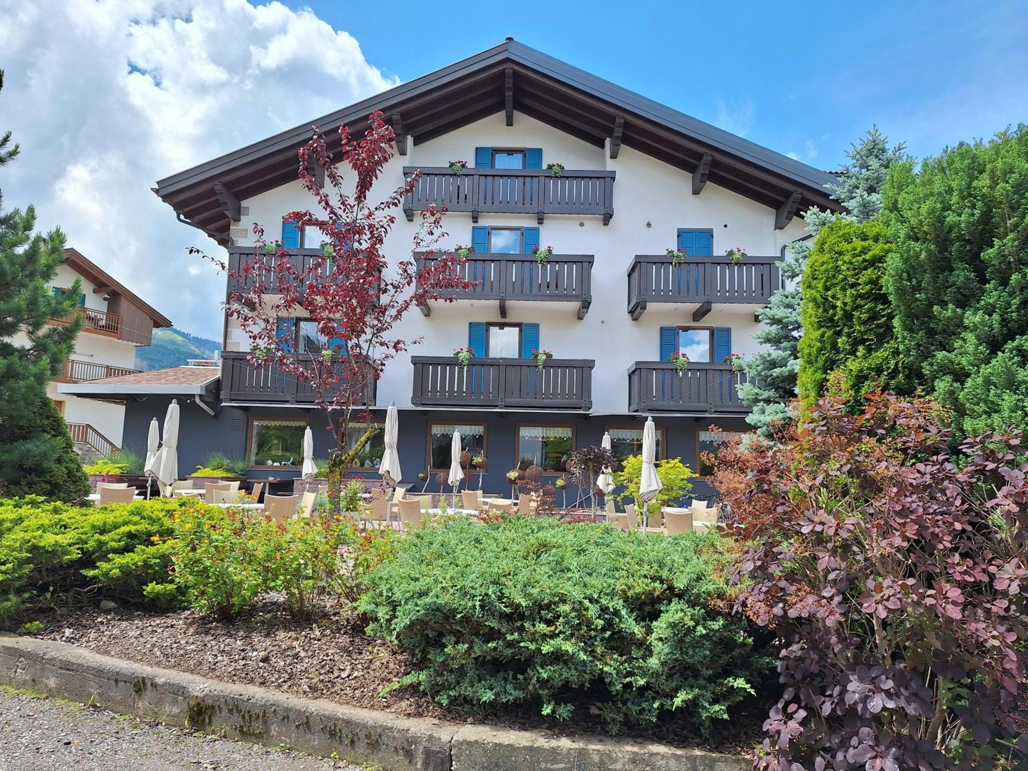 Hotel Nele Ziano di Fiemme Exterior foto